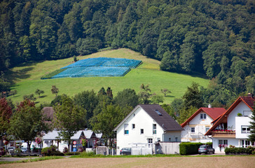 Obraz premium Black Forest in Bavaria, Germany. Untouched nature with mountains, forests and deep-sea lakes and enchanting countries. Paesaggi nella zona di Gutach.