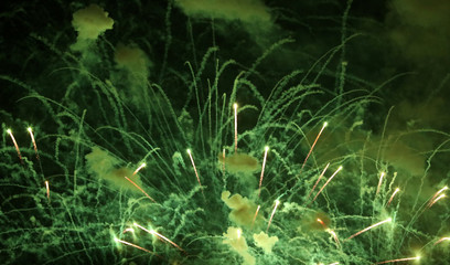 Obraz na płótnie Canvas Silvester Feuerwerk Raketen an Neujahr