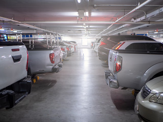 Obraz premium parking cars without people.