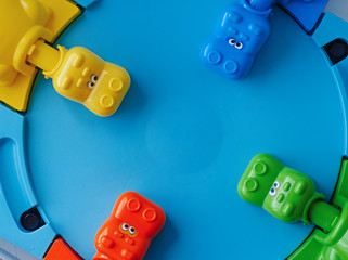 Hippo yellow, red, green and blue. A game for children.
