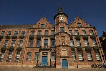 Fototapeta premium Altes Rathaus in Düsseldorf
