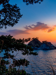 【静岡県伊豆半島ジオパーク】西伊豆堂ヶ島の夕景【冬】