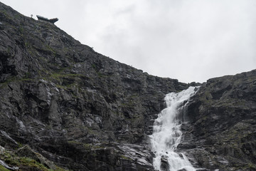 Fototapeta na wymiar Aussichtsplattform am Trollstigen