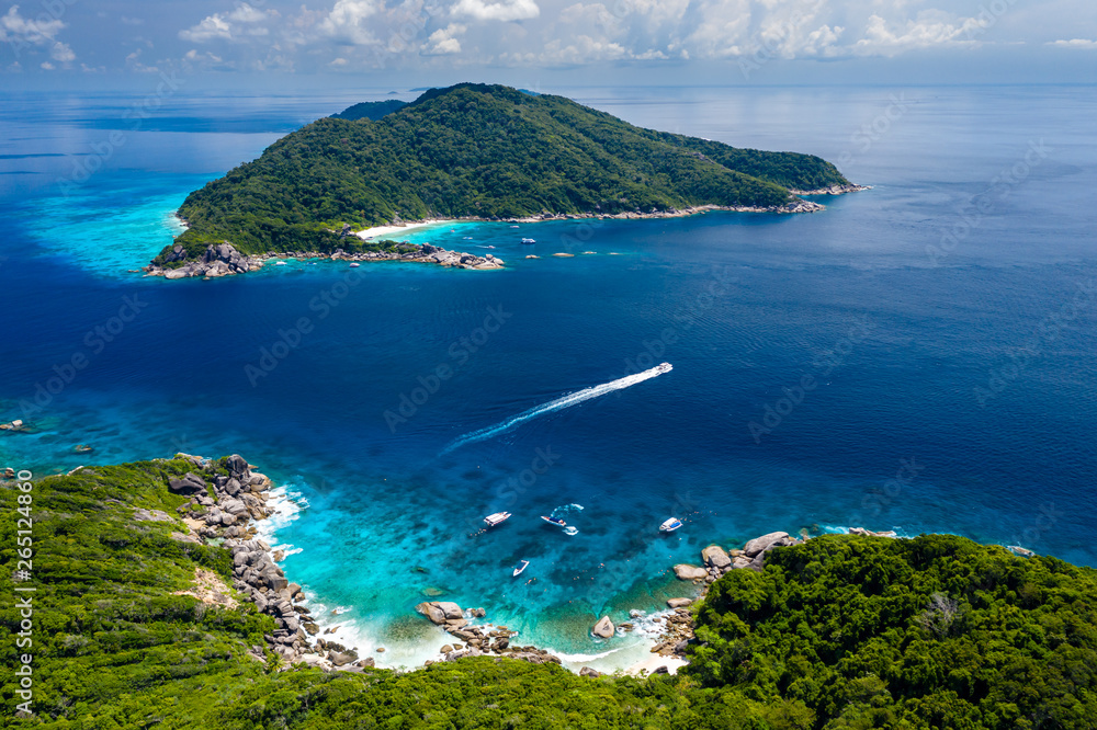 Canvas Prints Aerial drone view of diving and snorkel boats around the beautiful tropical Similan Islands in Thailand