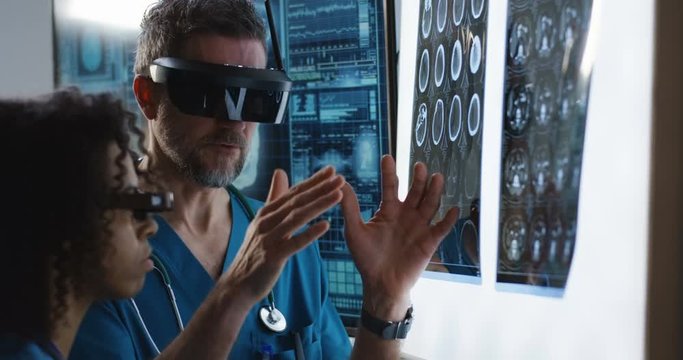 Doctors discussing results of brain scan