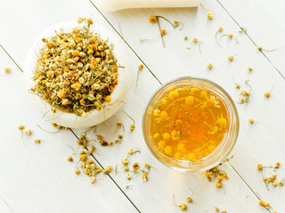 Dry camomile tea