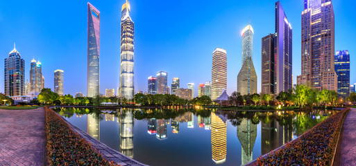 Obraz premium Shanghai modern commercial office buildings scenery at night