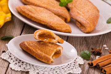 Florentines sweet puff pastries.