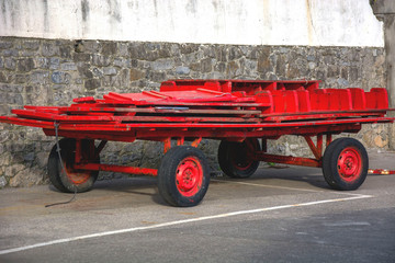 Obraz premium Red cart 7