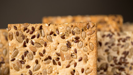 Biscuits with seeds