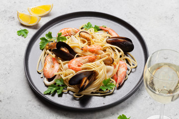 Spaghetti seafood pasta with clams and prawns