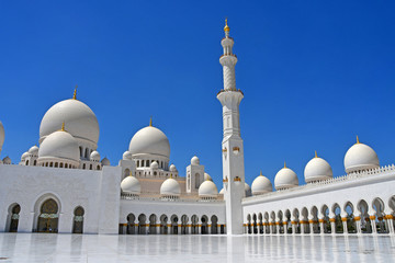 Grand Sheikh Zayed Grand Mosque, Abu Dhabi, United Arab Emirates