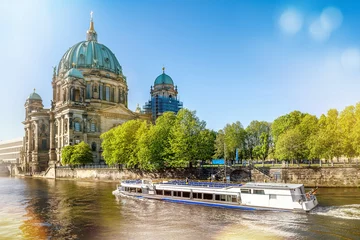 Foto op Canvas Berlijnse kathedraal op een zonnige dag © frank peters