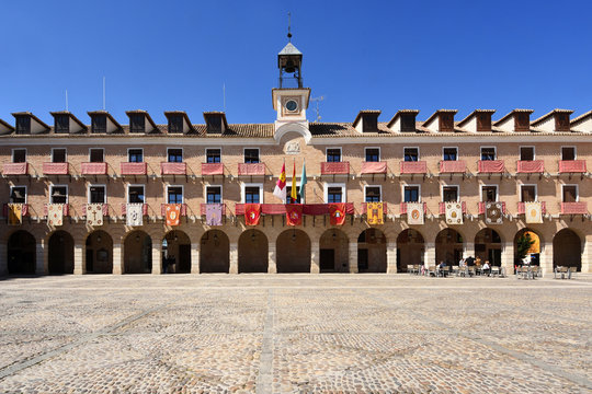 Main Square of Oca&ntilde;a, Toledo province, Castilla La Mancha, Spain.