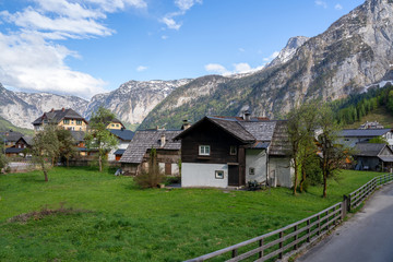 Fototapeta na wymiar Alpenromantik am Hallstätter See