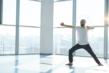 Fototapeta na wymiar Man doing yoga