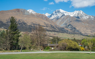 Obraz premium Beautiful landscape view in Glenorchy is nestled on the northern shores of Lake Wakatipu in Otago region of New Zealand.