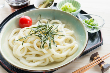 冷やしうどん