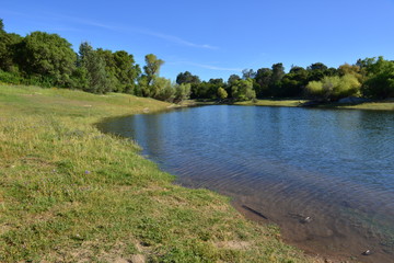 Obraz premium Folsom lake in California, USA.