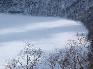 雪の摩周湖