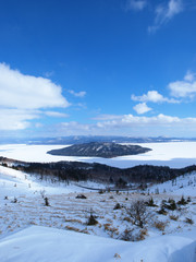 雪の屈斜路湖