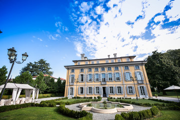 Obraz premium Sposi in Villa