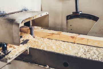 Planing of a bar in the industrial machine - production of a glued bar