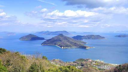 Fototapeta premium 紫雲出山から見た粟島１