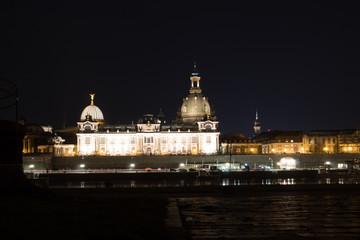 Fototapeta premium Streets and lights, reflection and shine of the night city of Dresden, Germany.