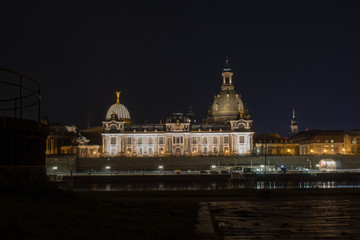 Fototapeta premium Streets and lights, reflection and shine of the night city of Dresden, Germany.