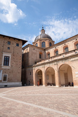 Fototapeta na wymiar Piazza Duca Federico in Urbino