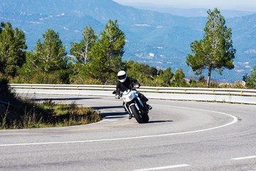 Obraz premium Motorbike on a country road