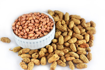  In shell Raw Peanuts and peanuts