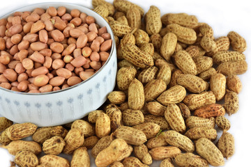  In shell Raw Peanuts and peanuts