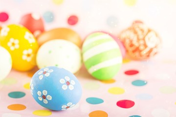 Fototapeta na wymiar Easter eggs on desk
