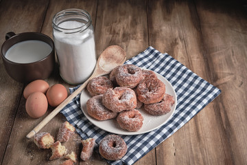  delicious homemade donuts for dessert