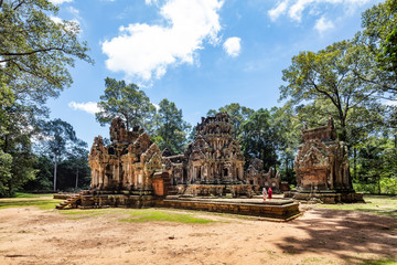 Obraz premium One of the many smaller temples at the Angkor Wat temple complex in Siem Reap, Cambodia
