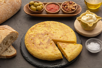 Delicious Spanish tortilla dish