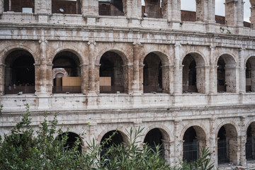 Obraz premium Closeup on the arches of the Colosseum in Rome