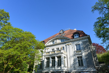 Denkmalgeschützte Architektur in Baden bei Wien 