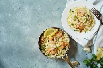 Homecooked Shrimp Scampi with Spaghetti pasta and lemon