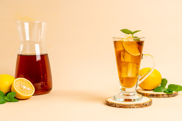 glass of ice lemon tea