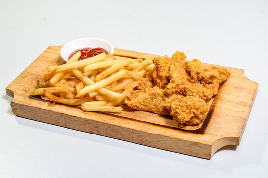 pechugas fritas y papas