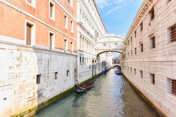 Fototapeta na wymiar Ancient Bridge of Sighs, Famous Landmark in Venice City