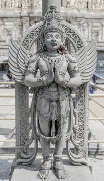 garuda dev stone statue