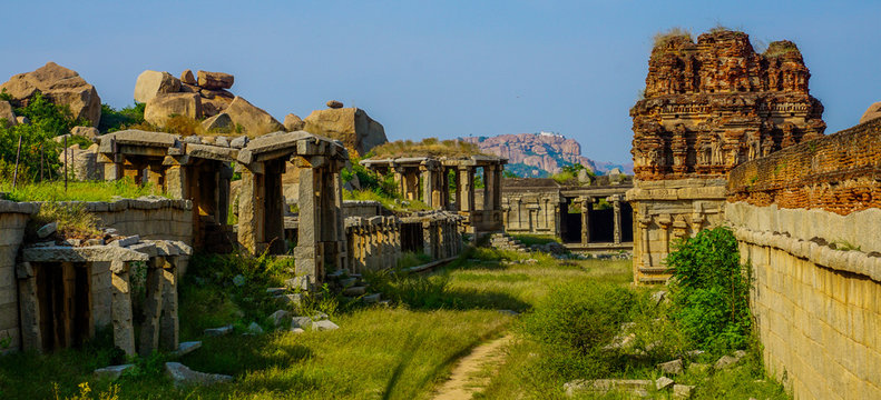 ruins of ancient vijayanagar at hampi karnataka india 