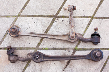 Used suspension arm for a classic car