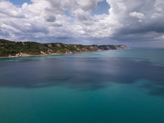 Italia, maggio 2019 - vista panoramica della citta di pesaro e della falesia a picco sul mare del...