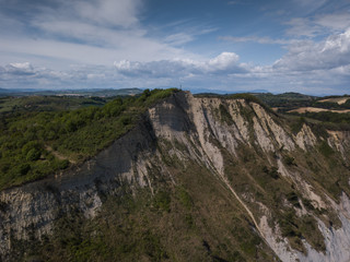 Italia, maggio 2019 - vista panoramica della citta di pesaro e della falesia a picco sul mare del parco san bartolo