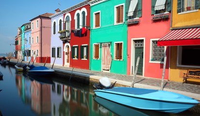 Fototapeta na wymiar houses on Burano Island near Venice in Italy
